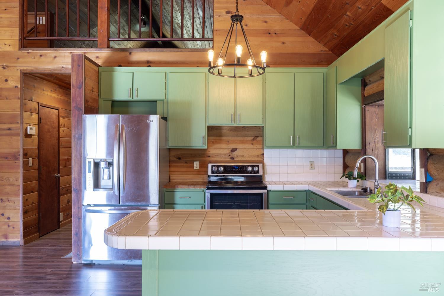 MLS #325059092 image #8