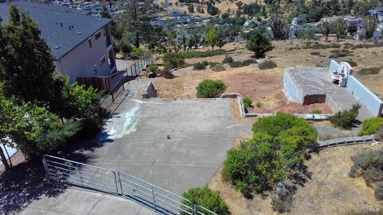 MLS #325067706 image #2