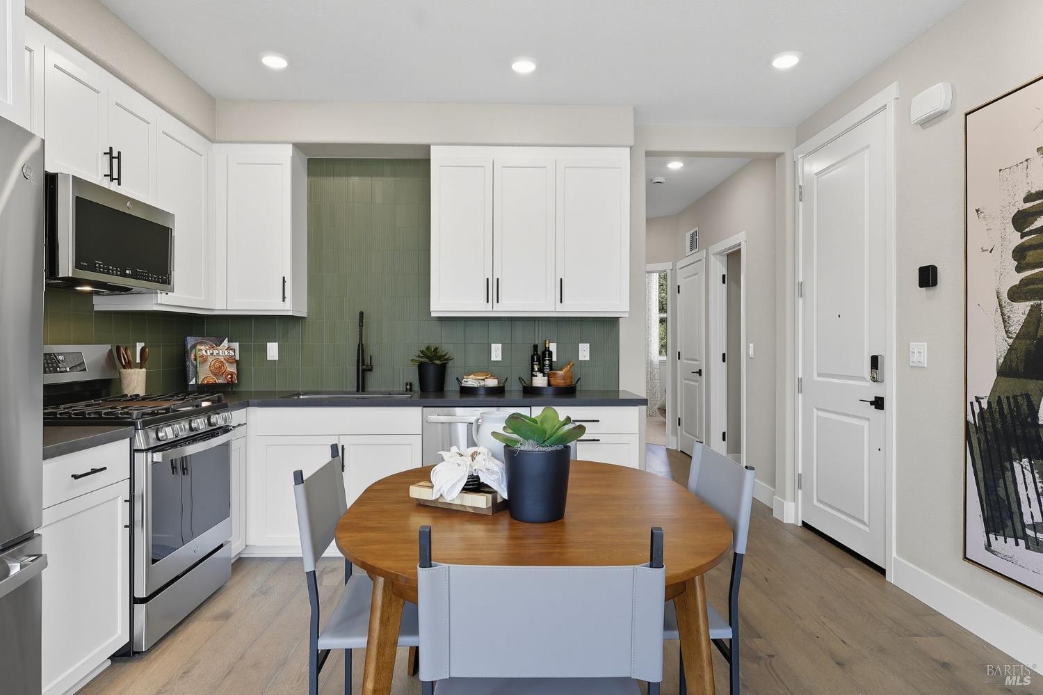 MLS #325087226 image #5