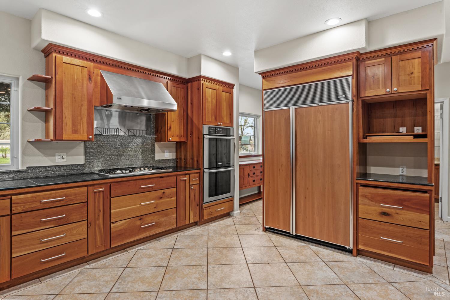 MLS #326000527 image #10