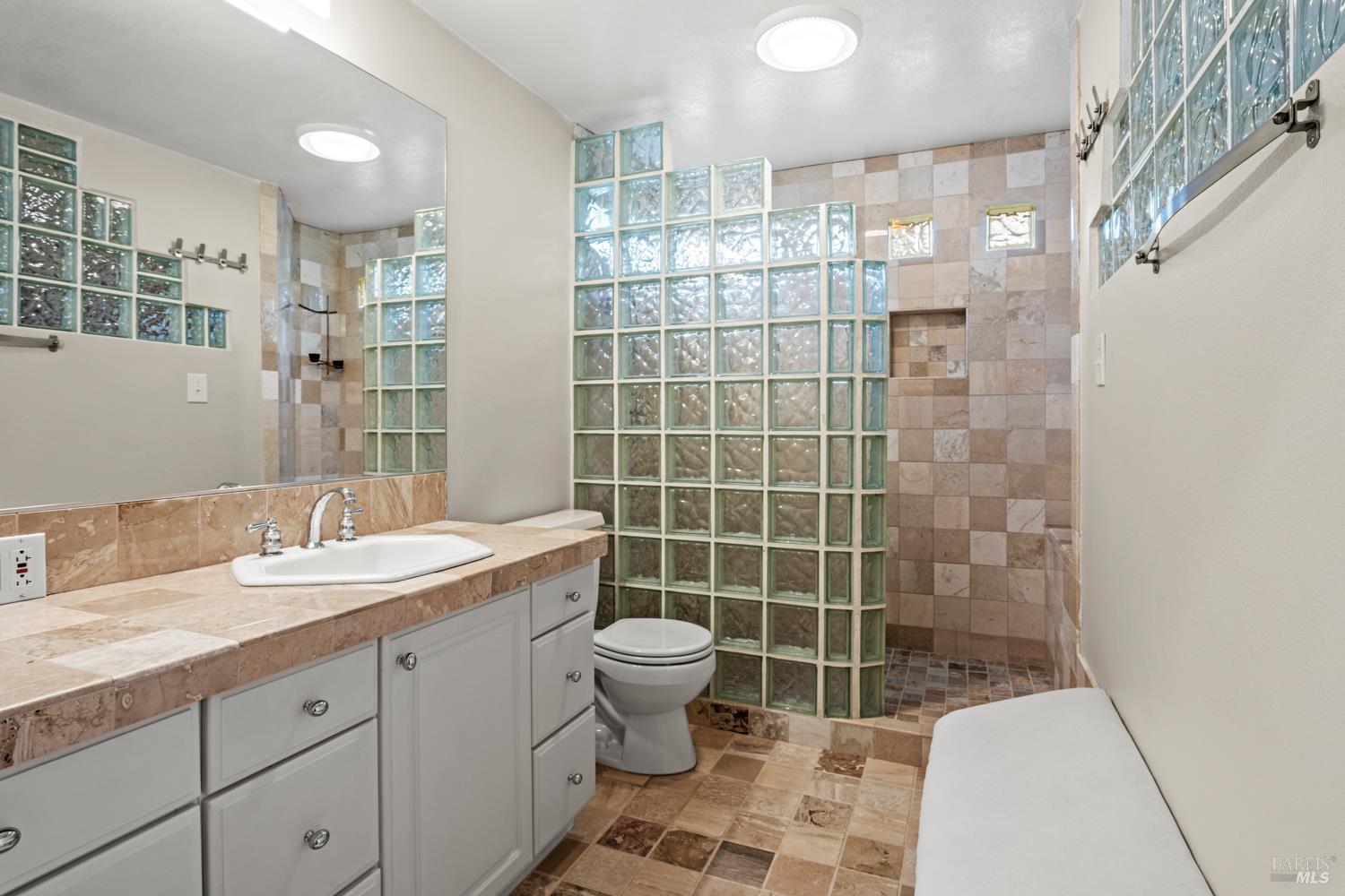 MLS #326000527 image #23