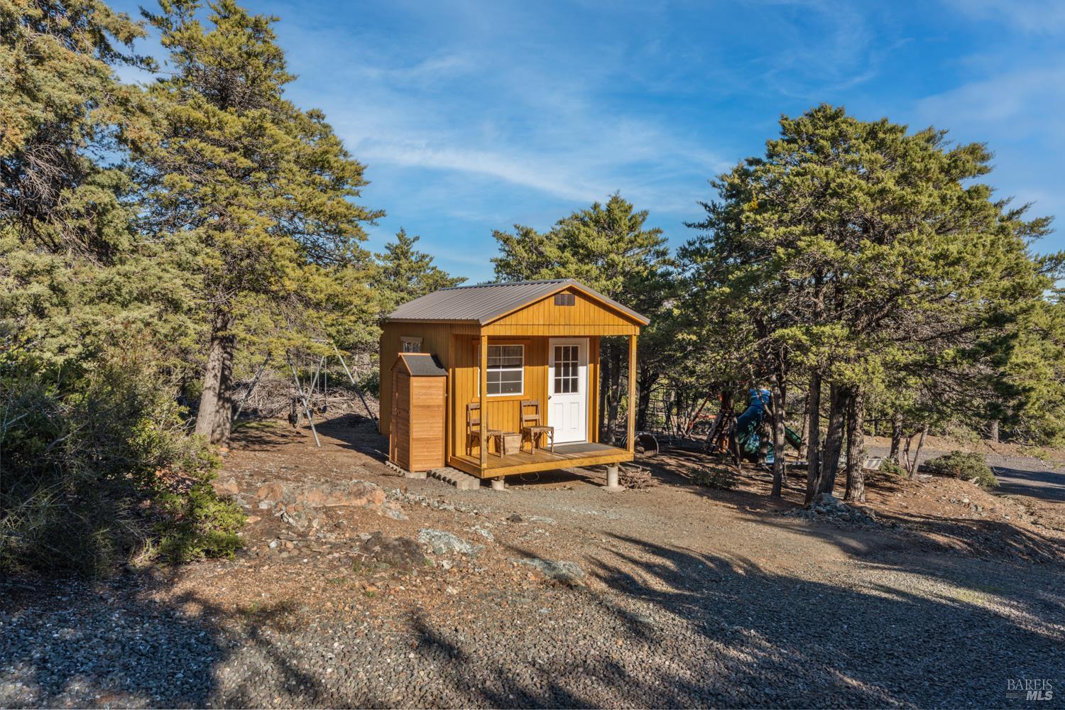 MLS #326001938 image #12