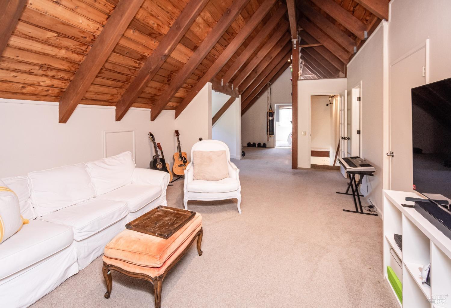 MLS #326004165 img 37