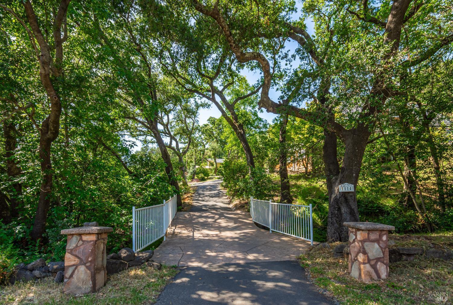 MLS #326004165 img 4