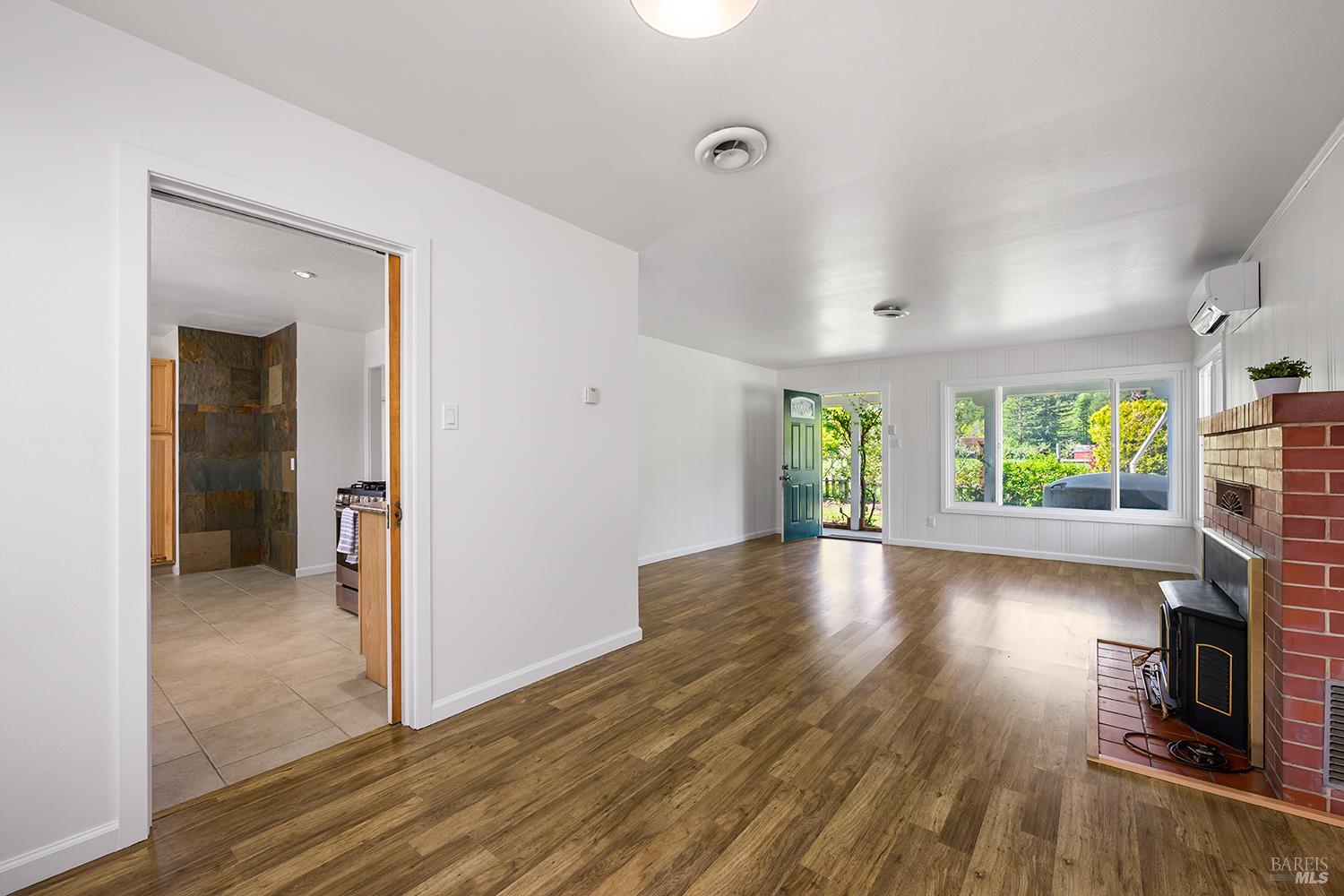 MLS #326005927 image #16