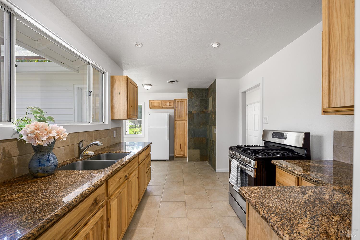 MLS #326005927 image #17