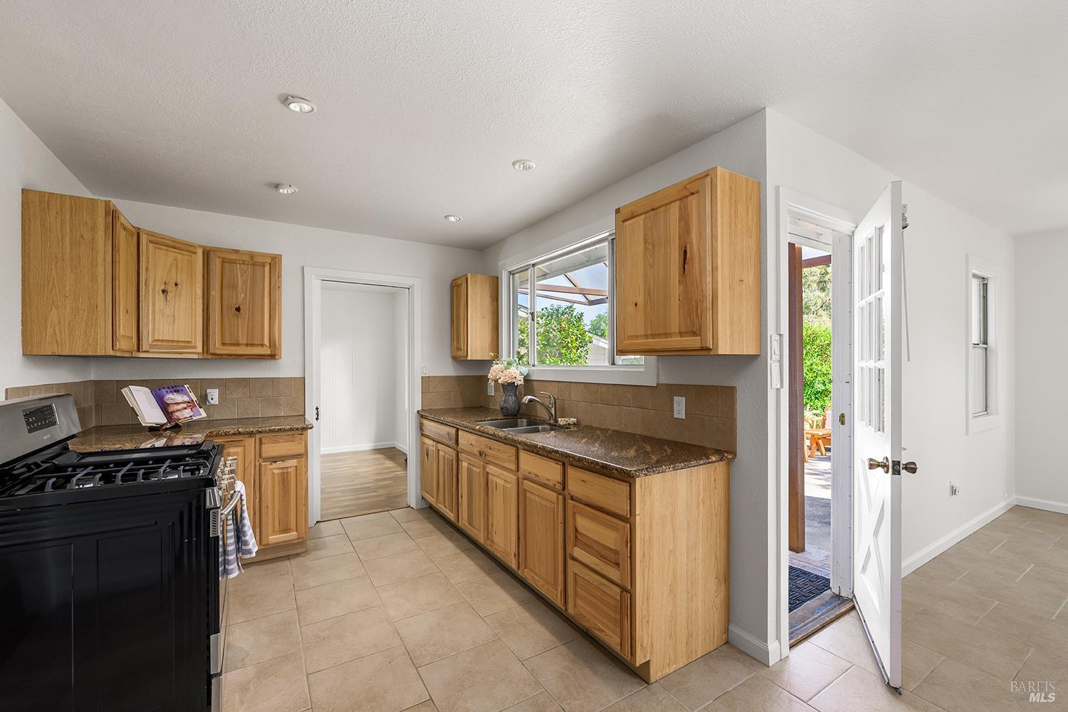 MLS #326005927 image #19