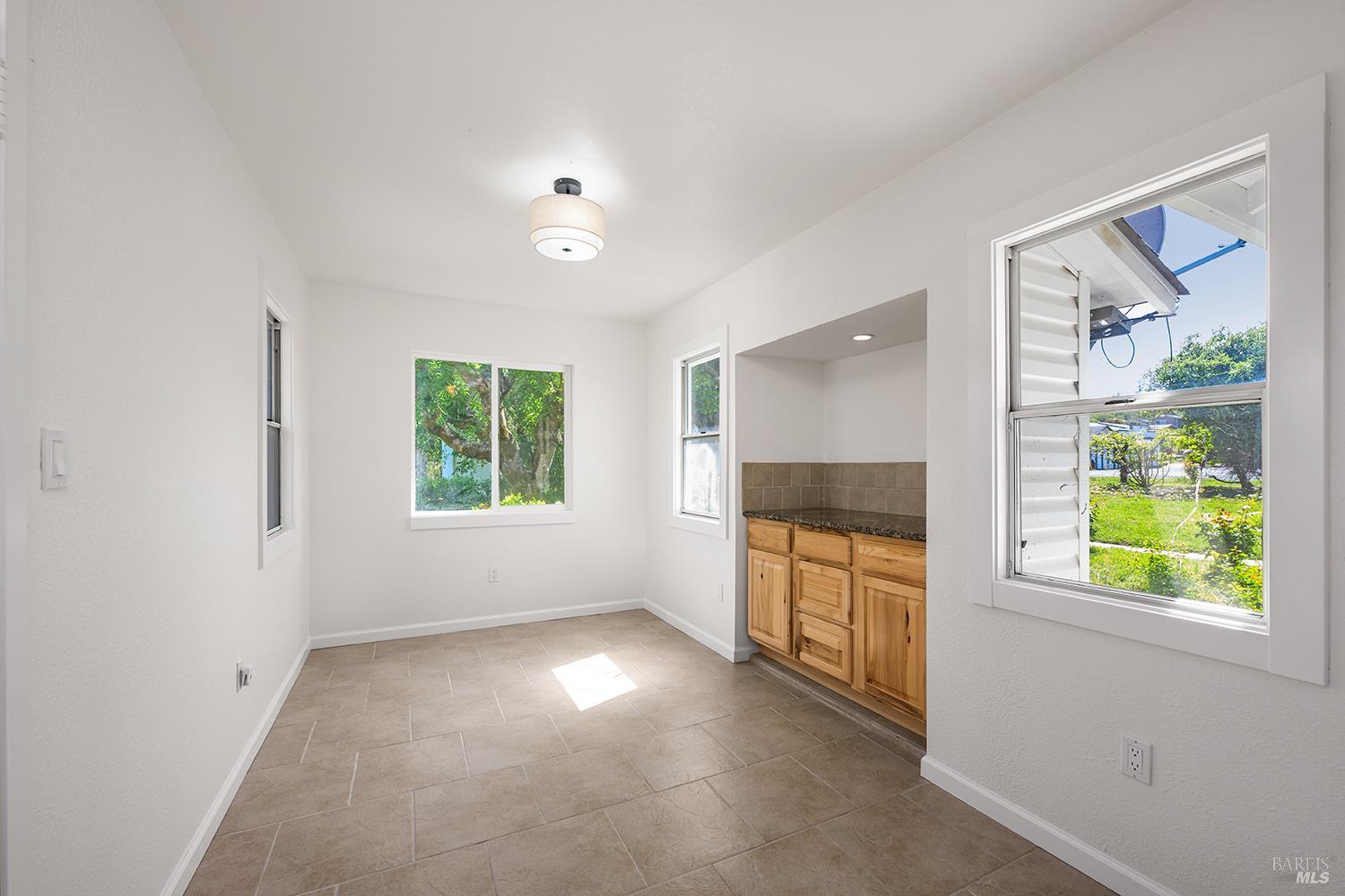MLS #326005927 image #23