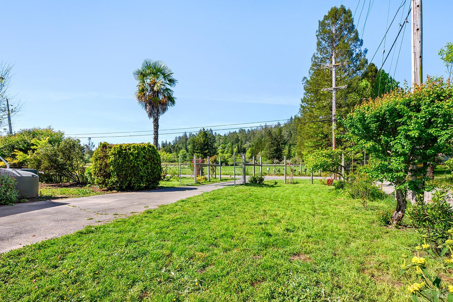 MLS #326005927 image #9