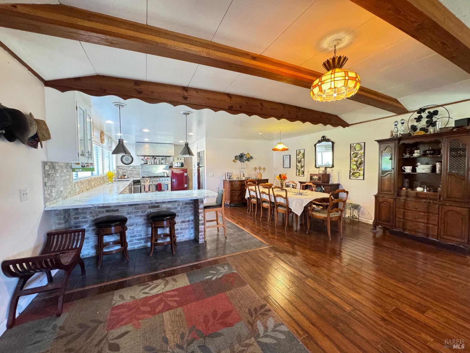 MLS #326006702 image #1