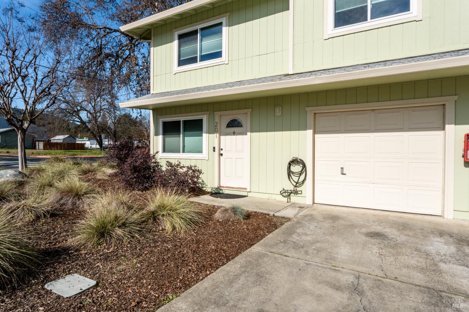 MLS #326008444 image #1
