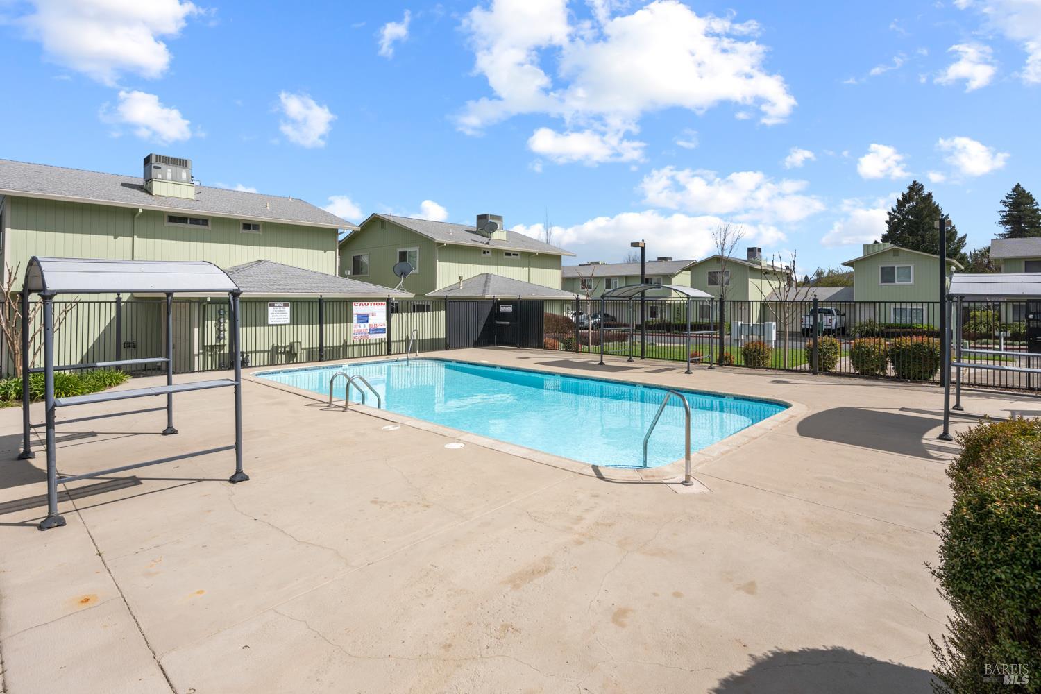 MLS #326008444 image #18