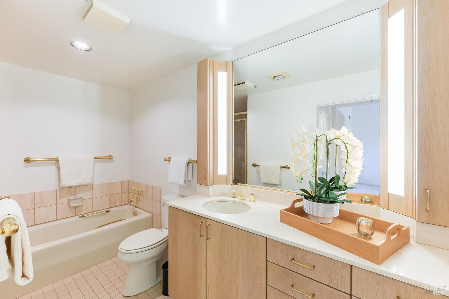 MLS #326015869 image #3