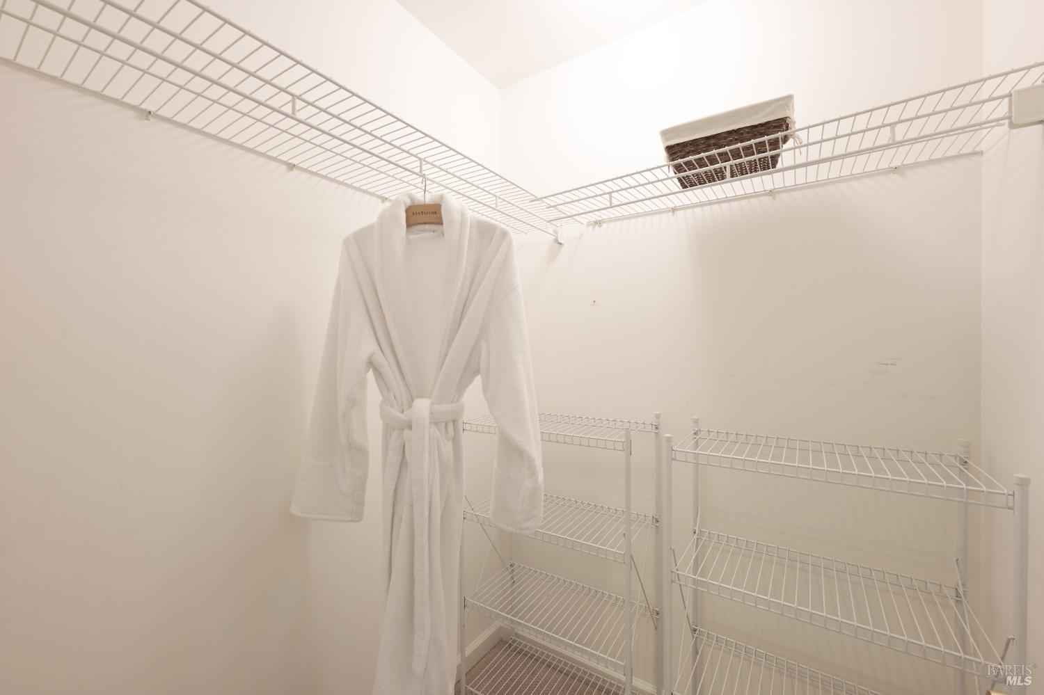 MLS #326015869 image #5