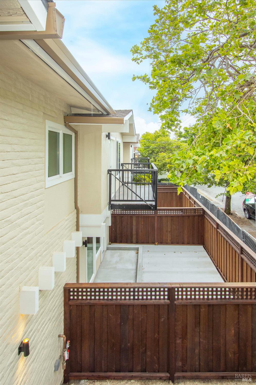 MLS #326020653 image #3