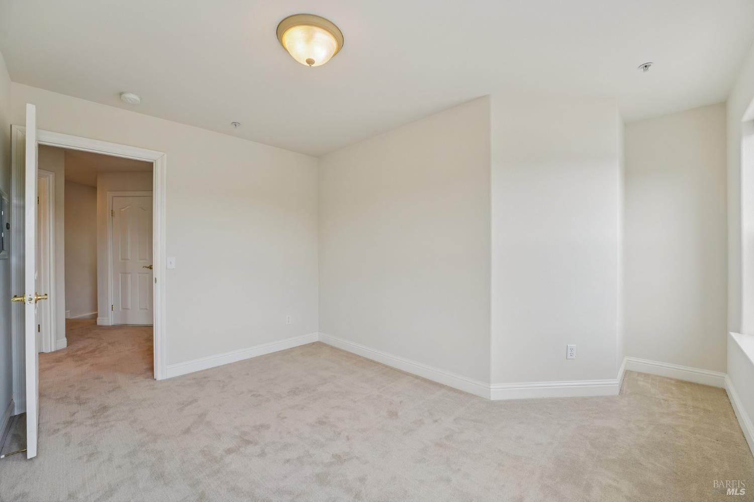 MLS #326025082 image #20