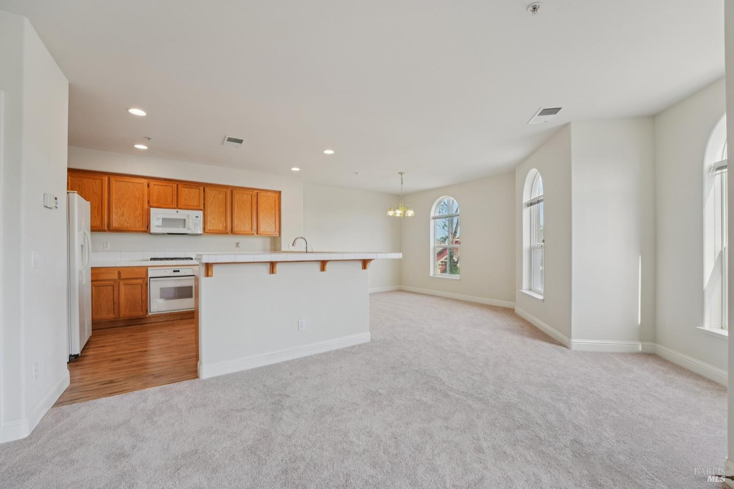 MLS #326025082 image #7