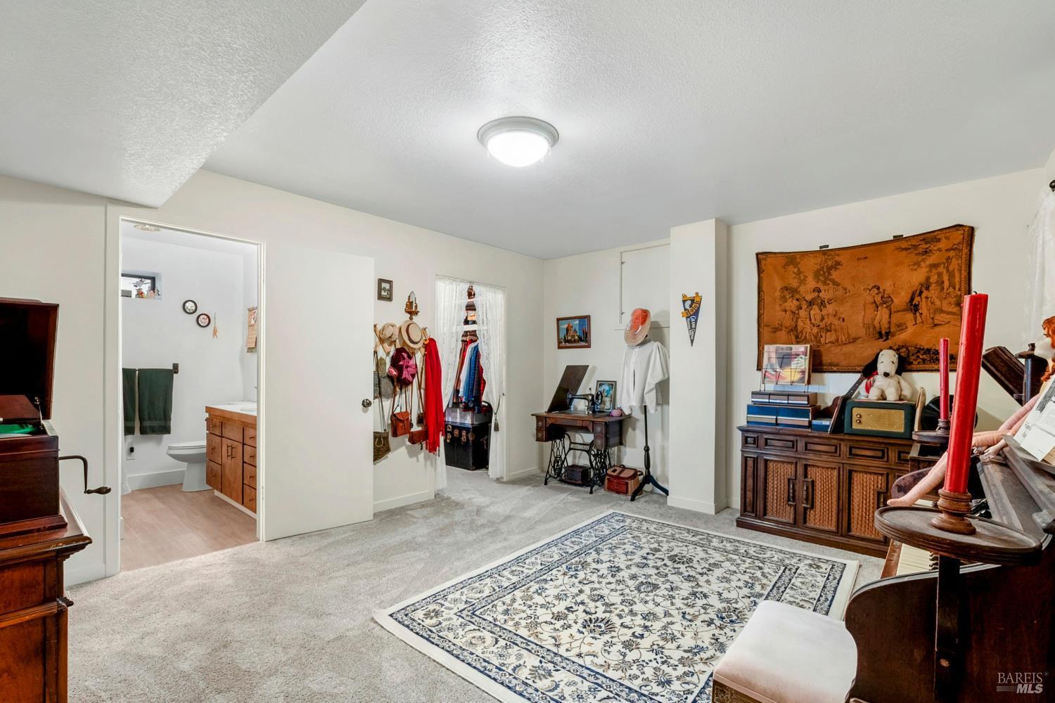 MLS #326027180 image #28