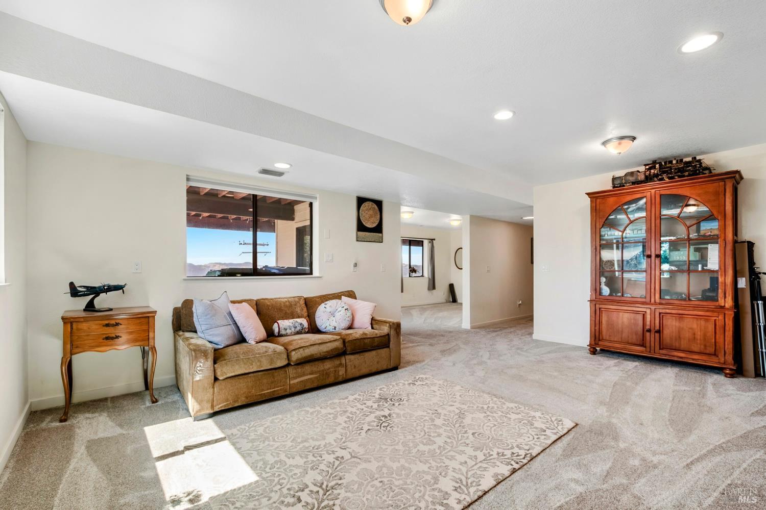 MLS #326027180 image #32
