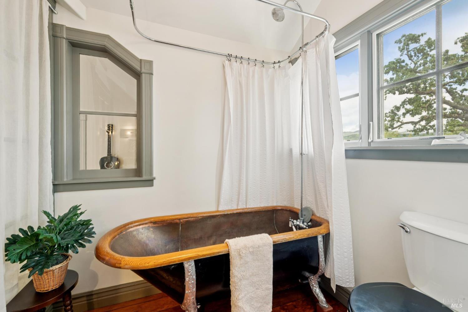 MLS #326027996 image #43