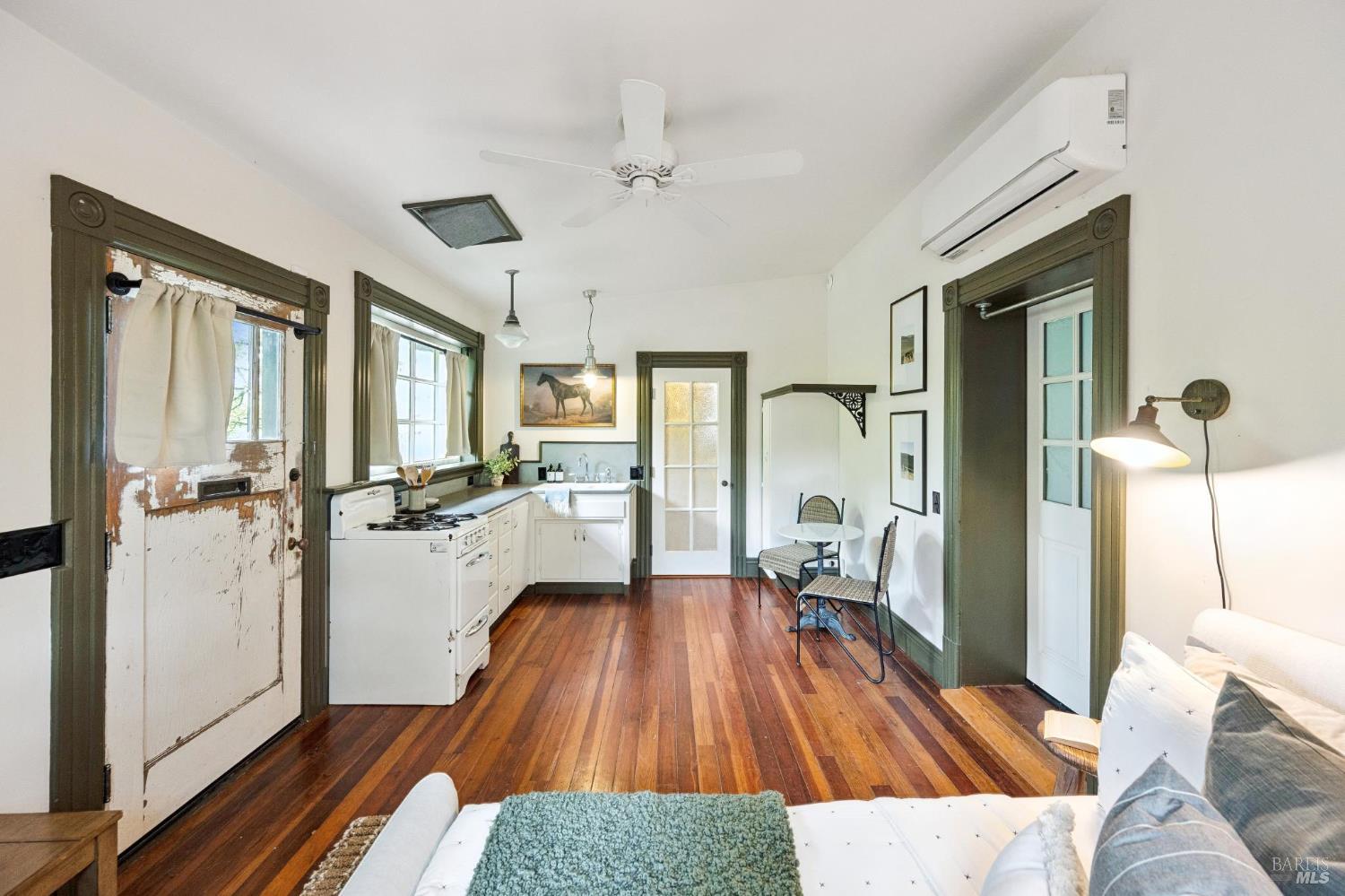 MLS #326027996 image #48
