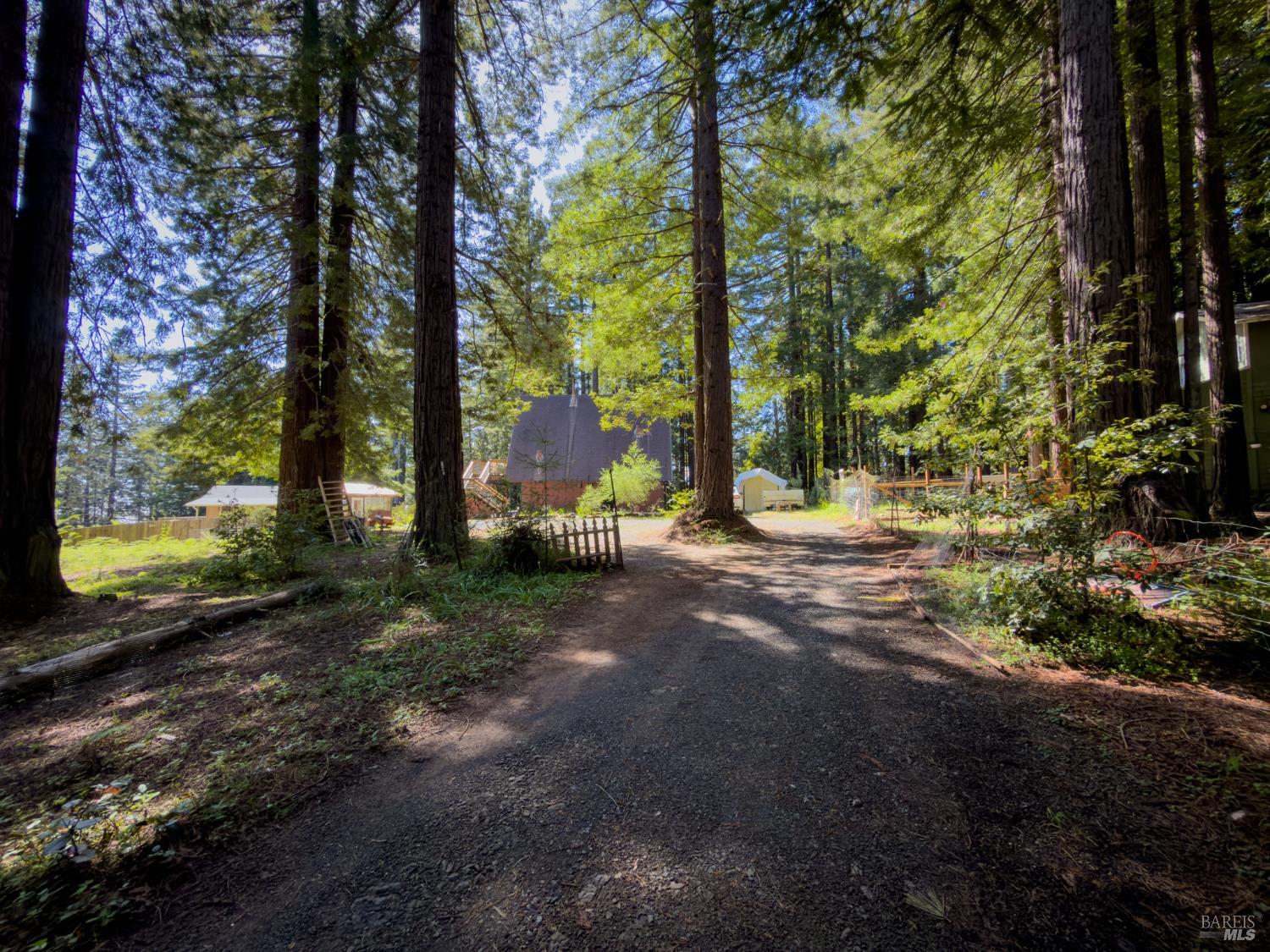MLS #326028337 image #27