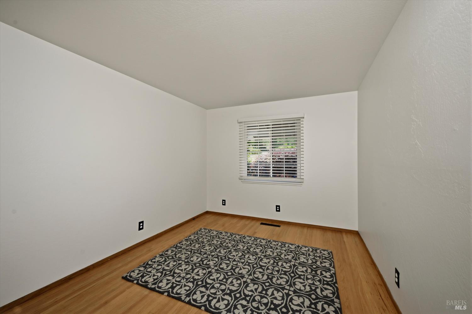 MLS #326028488 image #32