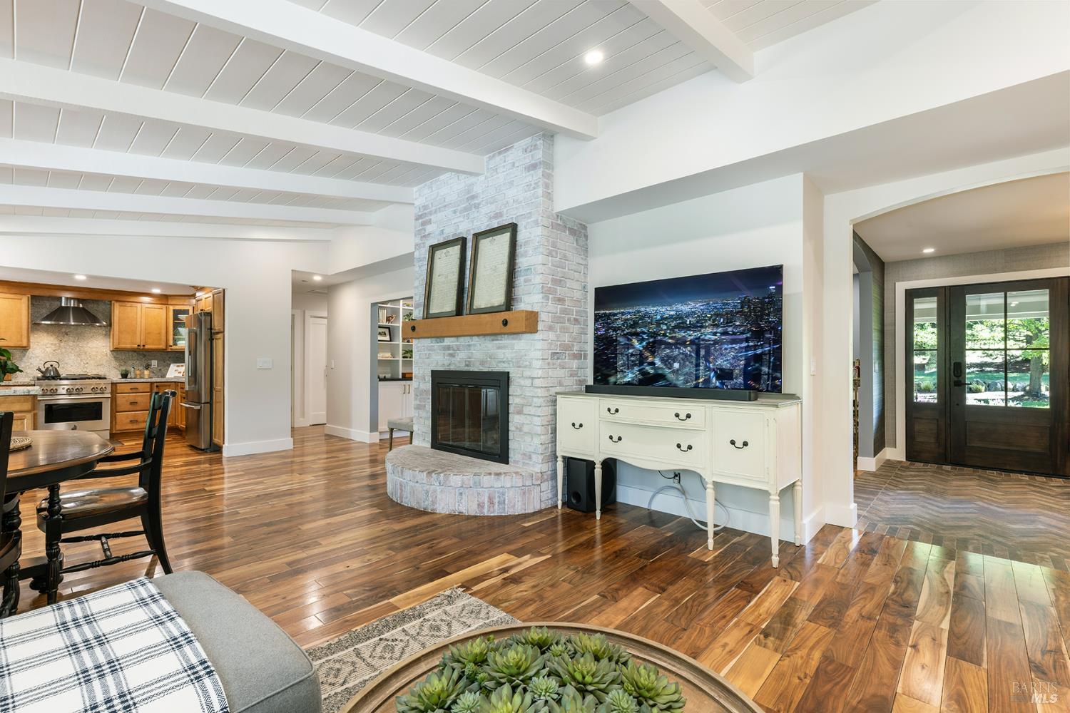 MLS #326028529 image #14