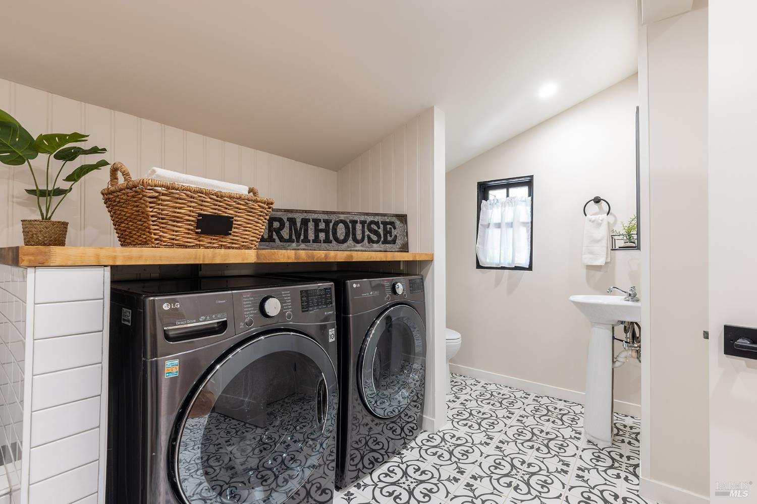 MLS #326028529 image #38