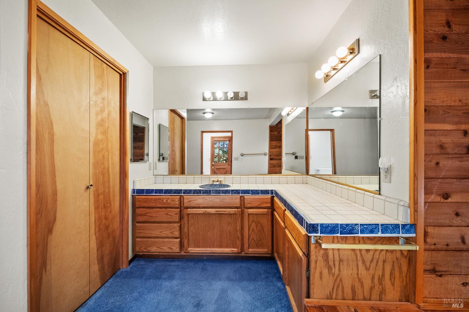 MLS #326028638 image #17