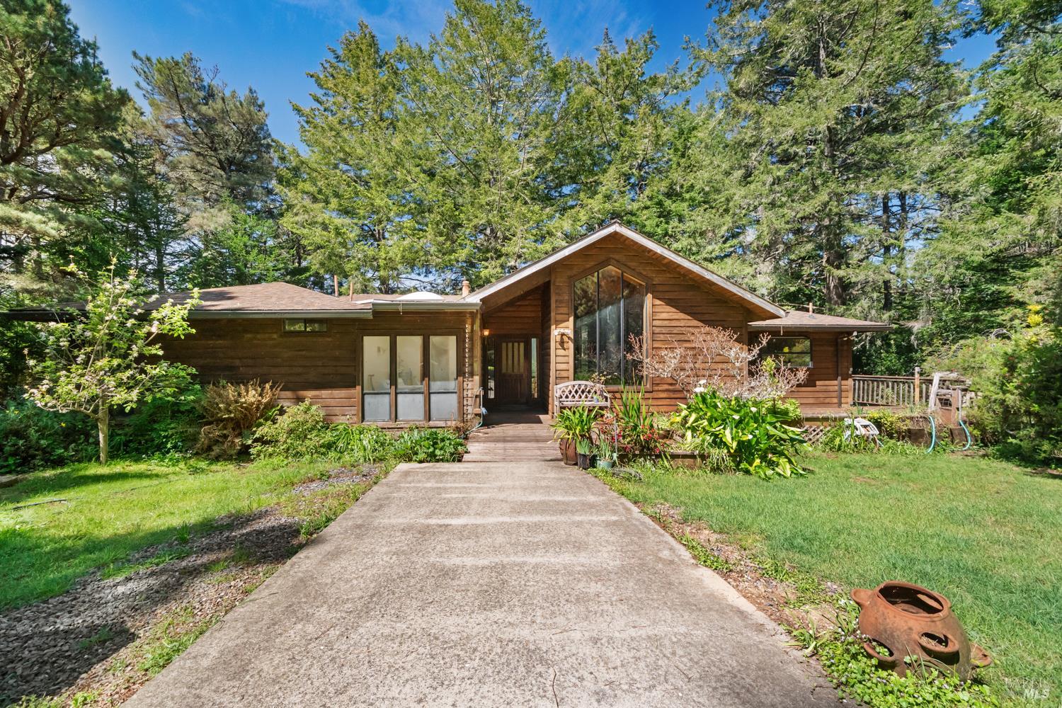 MLS #326028638 image #2