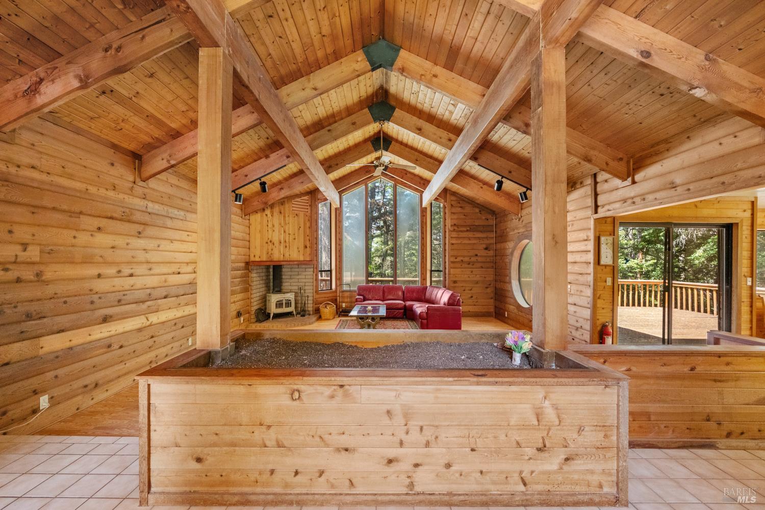 MLS #326028638 image #6