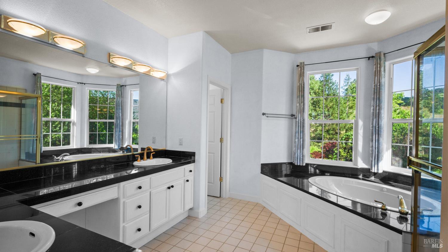 MLS #326028650 image #38