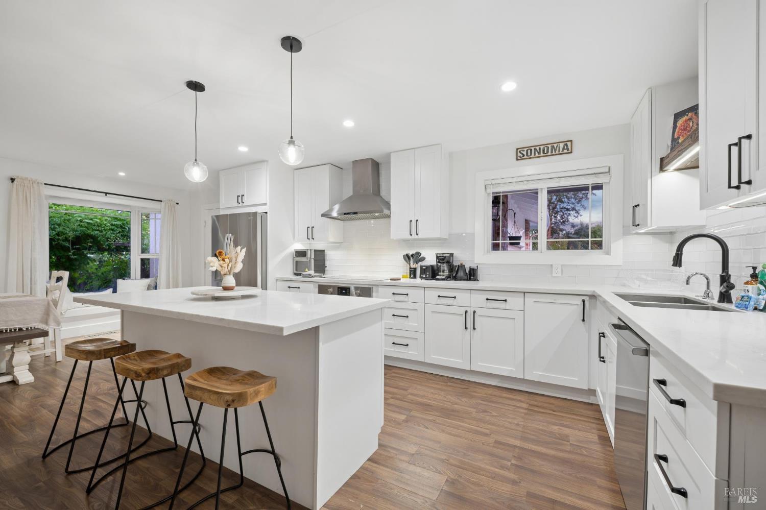 MLS #326028717 image #1