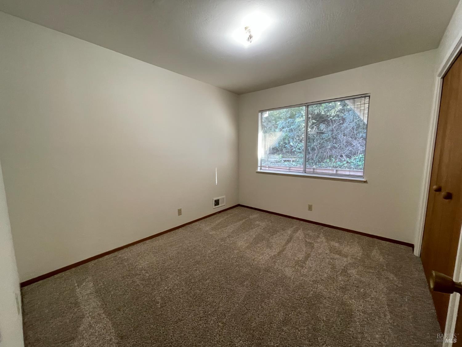 MLS #326028835 image #11