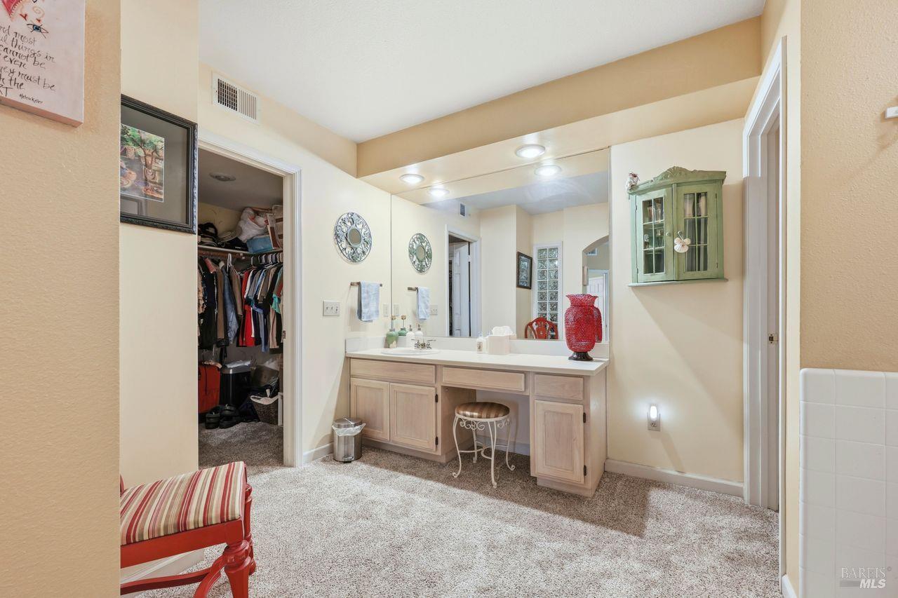 MLS #326028880 image #30