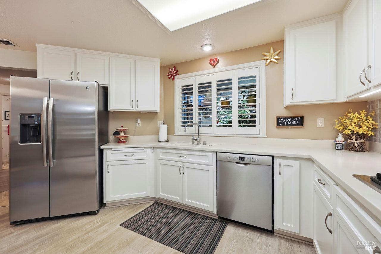MLS #326028880 image #9