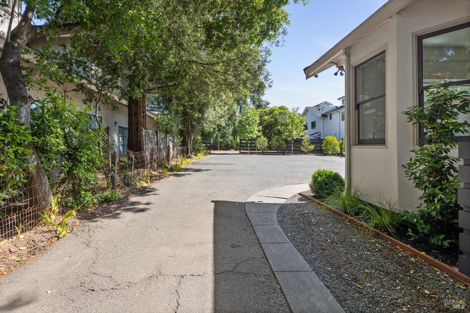 MLS #326028399 image #33