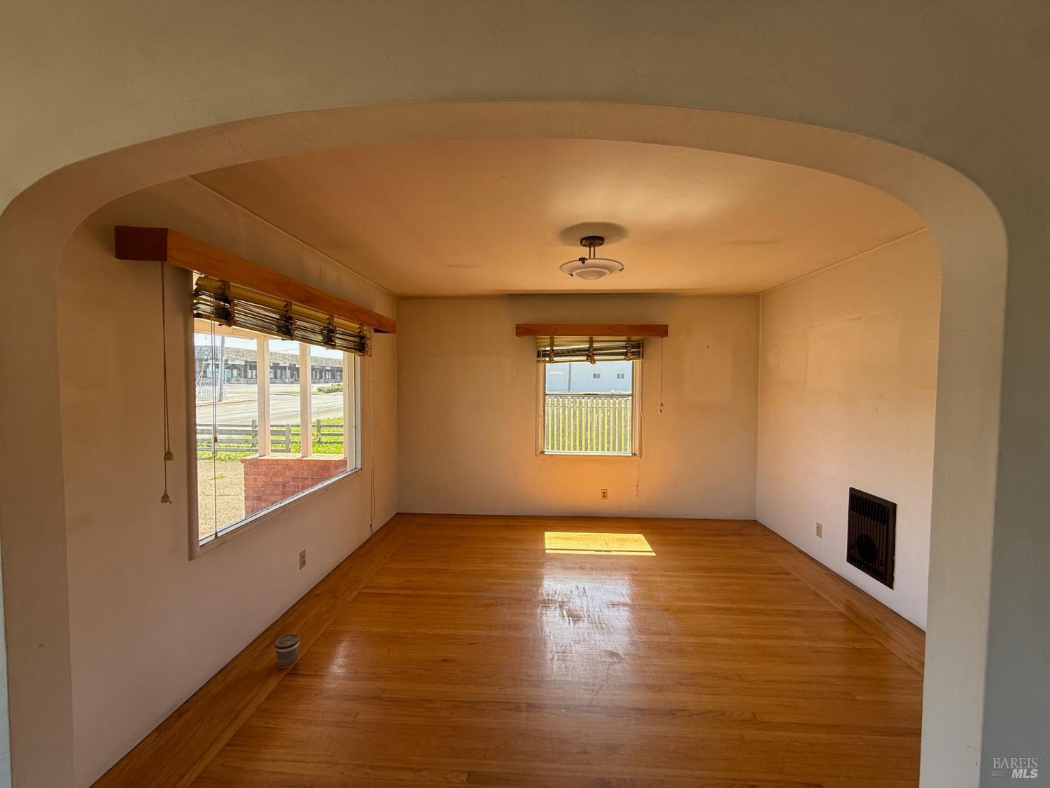 MLS #326028992 image #5