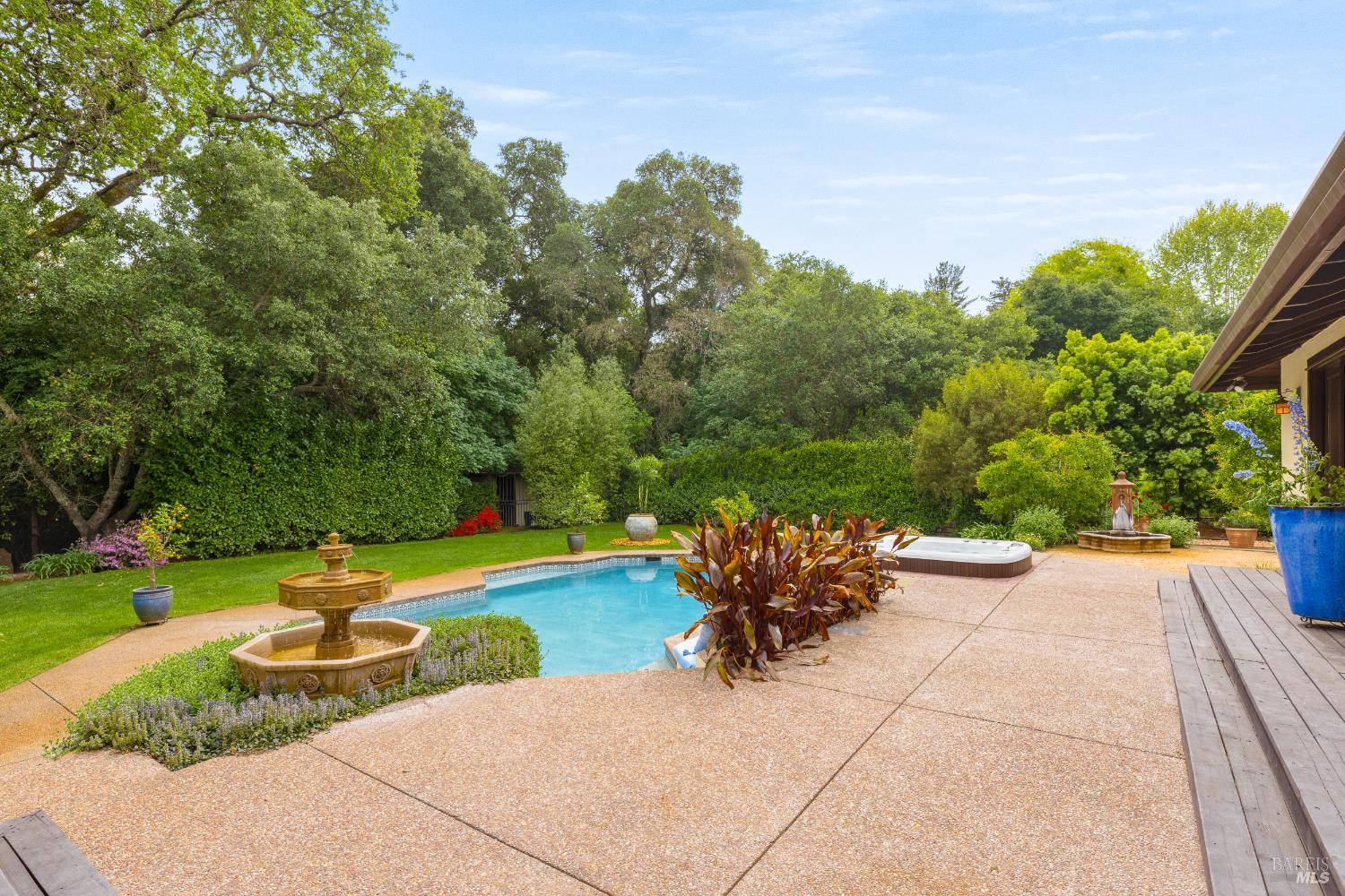 MLS #326029022 img 2