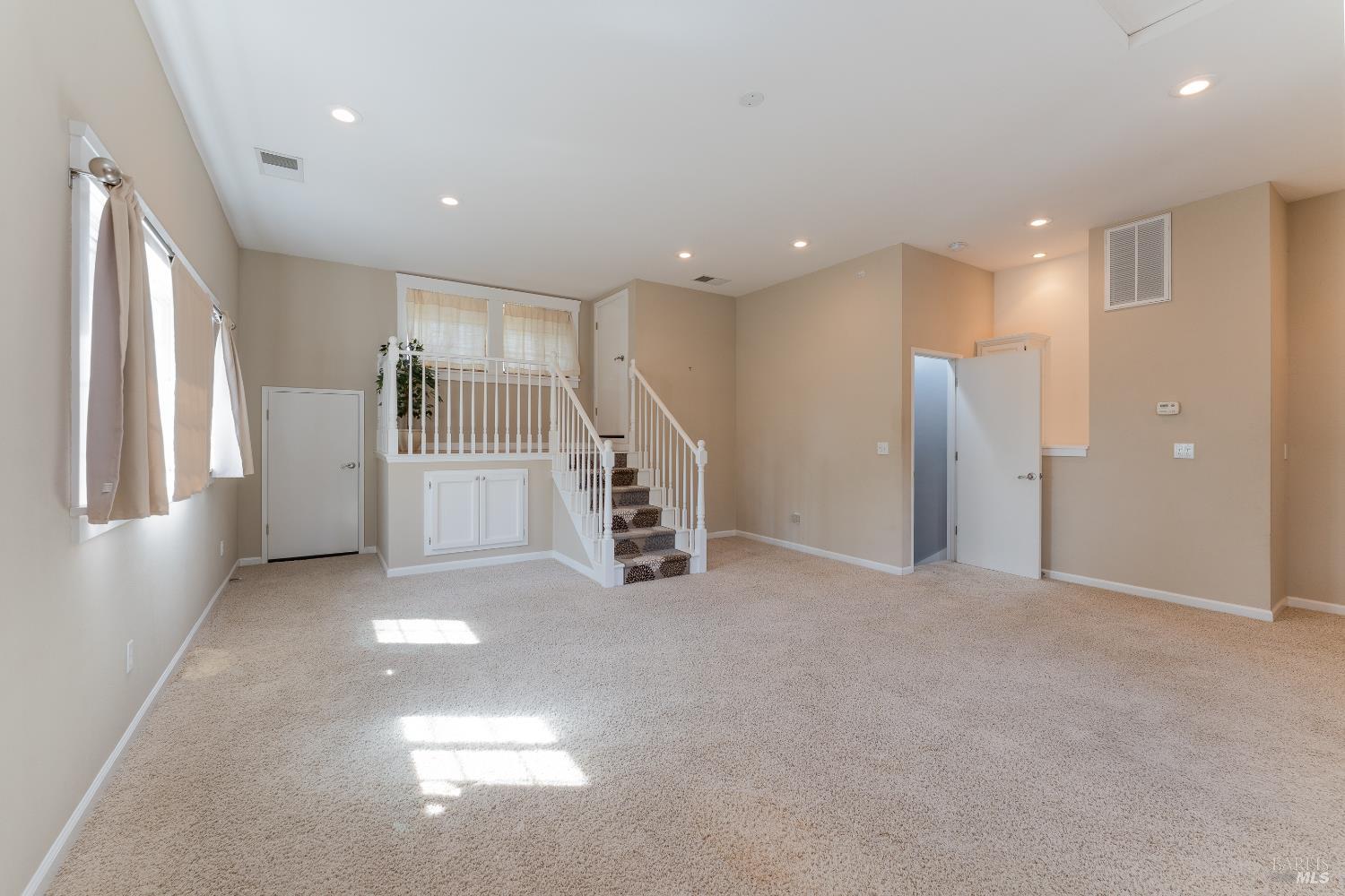 MLS #326029047 image #21