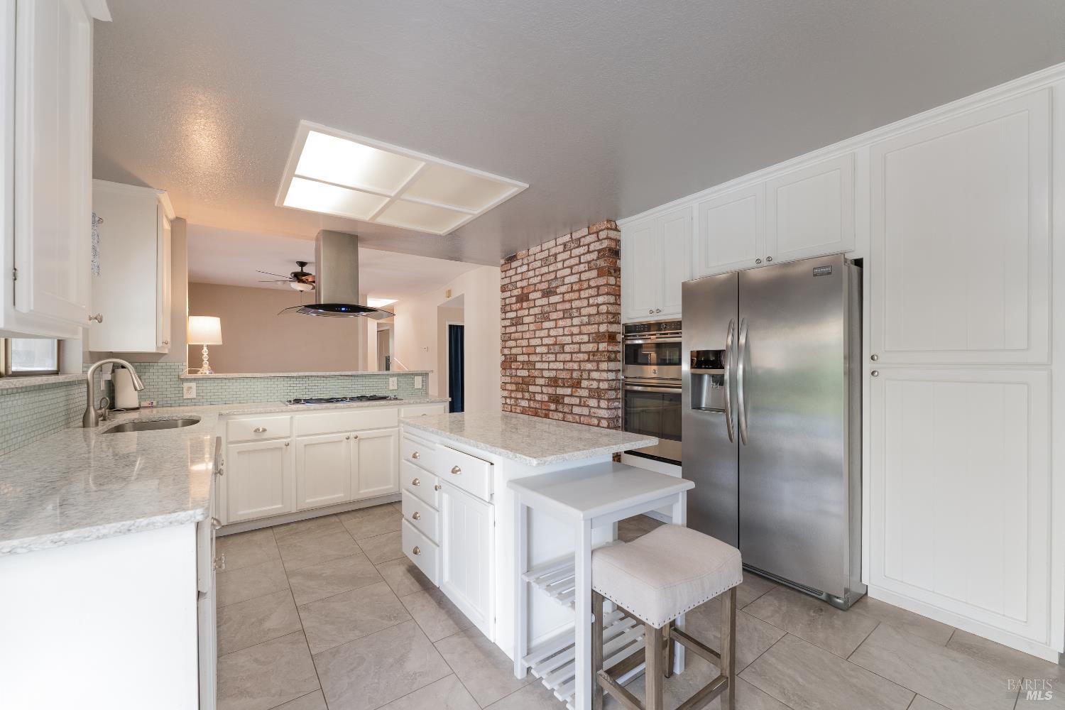 MLS #326029047 image #3