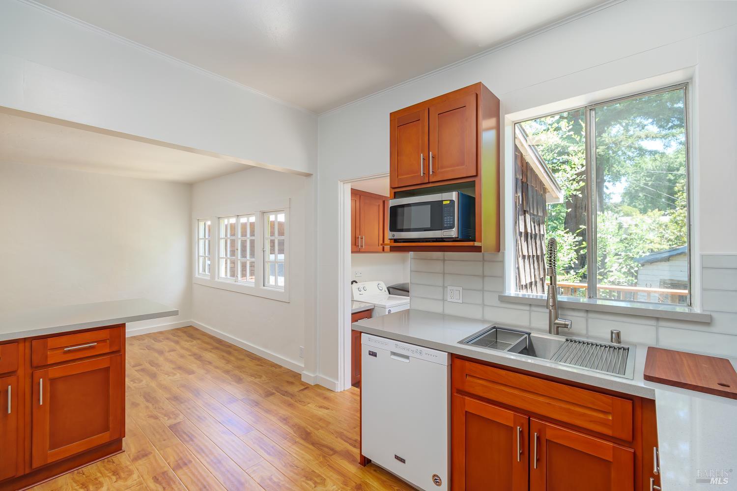 MLS #326029439 image #8