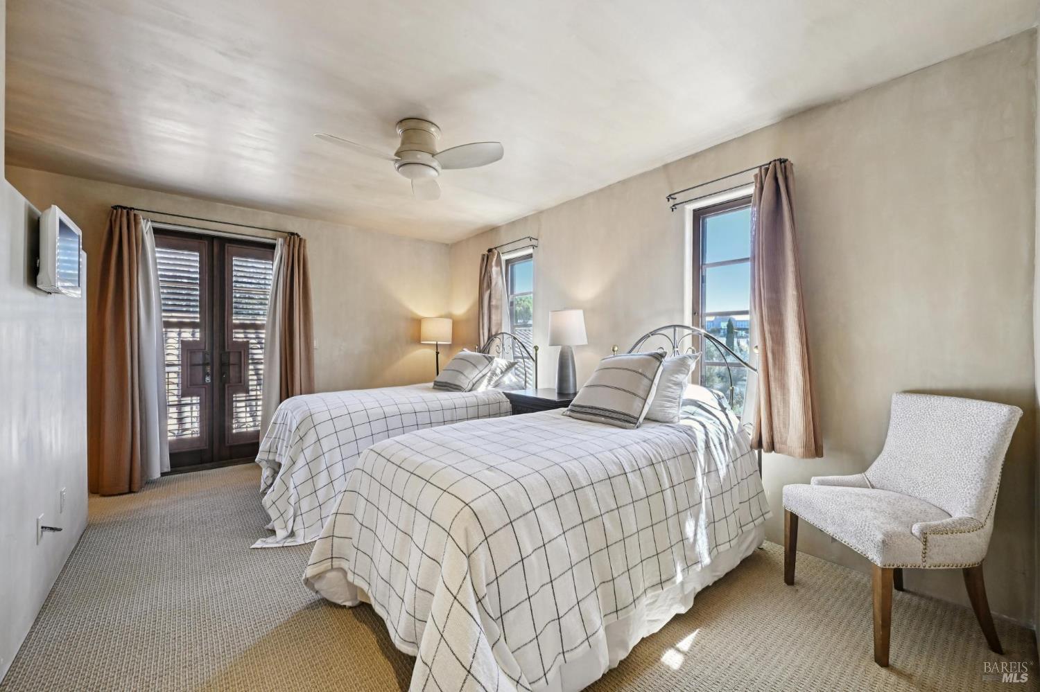 MLS #326029481 image #32