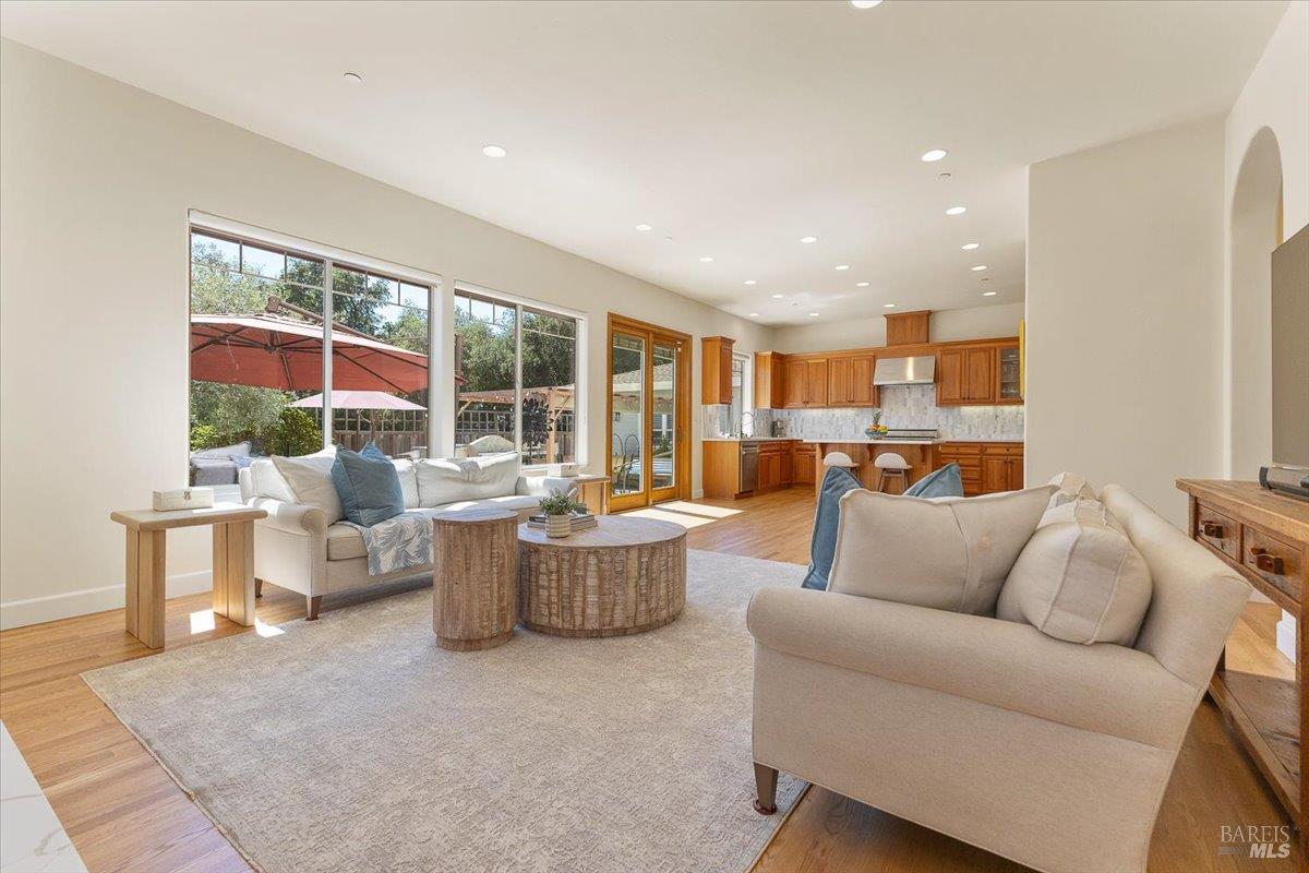 MLS #326029492 image #9