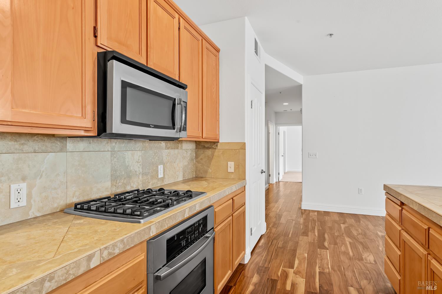 MLS #326029585 image #10