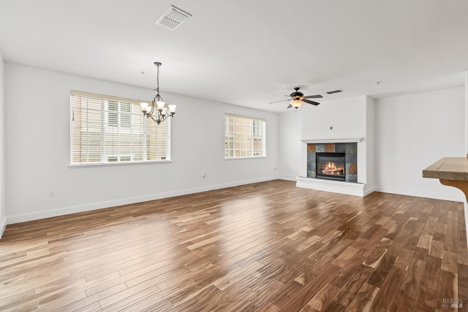 MLS #326029585 image #12