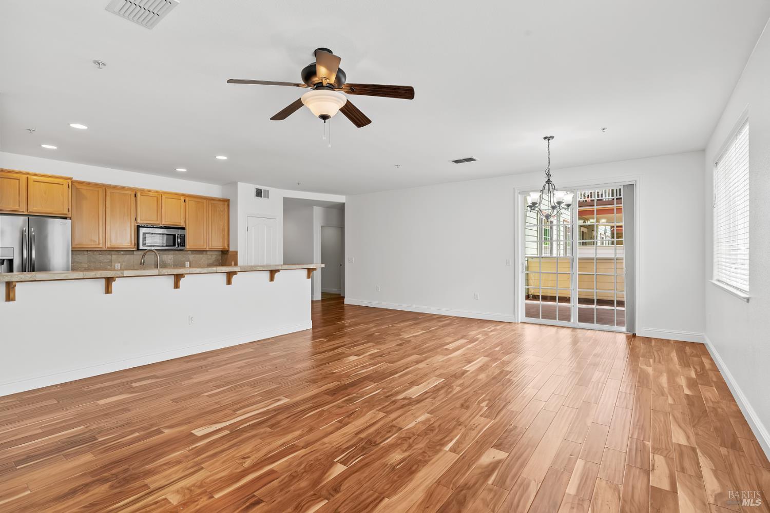 MLS #326029585 image #14