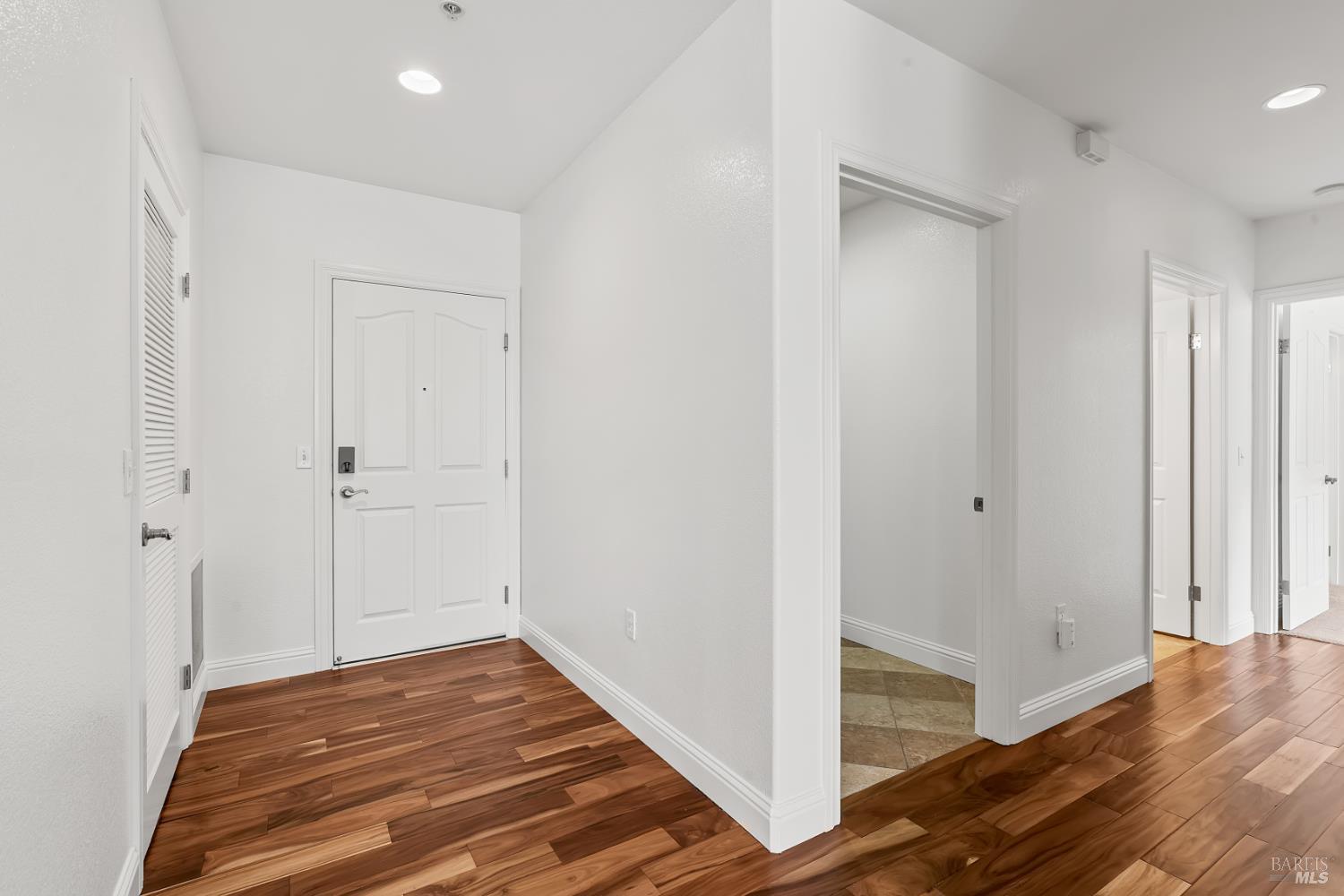 MLS #326029585 image #15