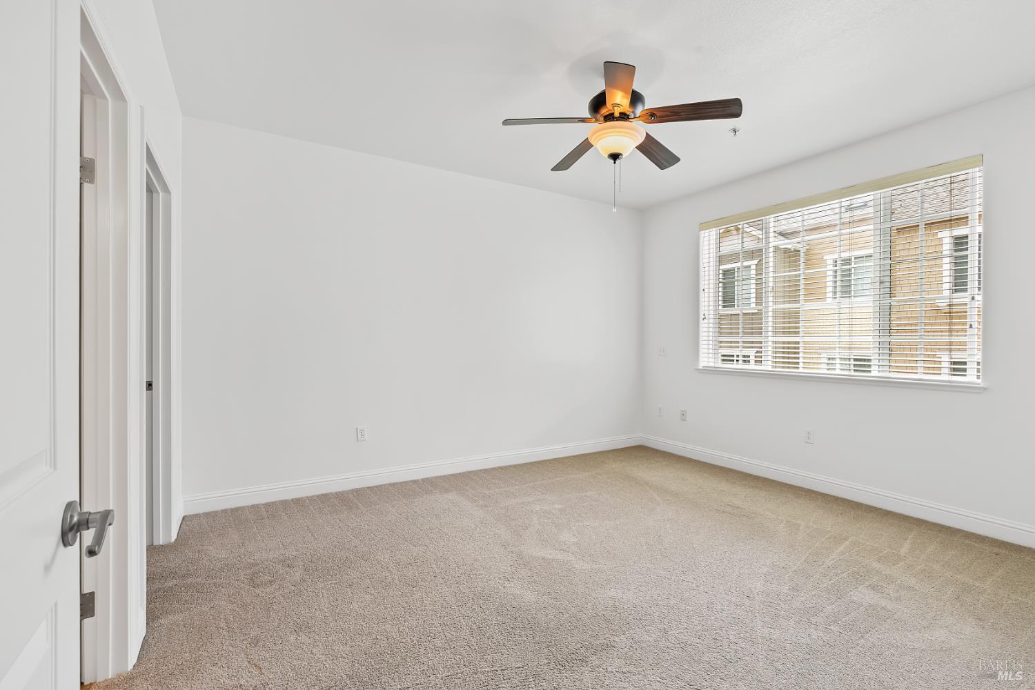 MLS #326029585 image #20